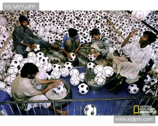 7080后足球明星精彩回顾与成就盘点，重温那些年他们的辉煌瞬间