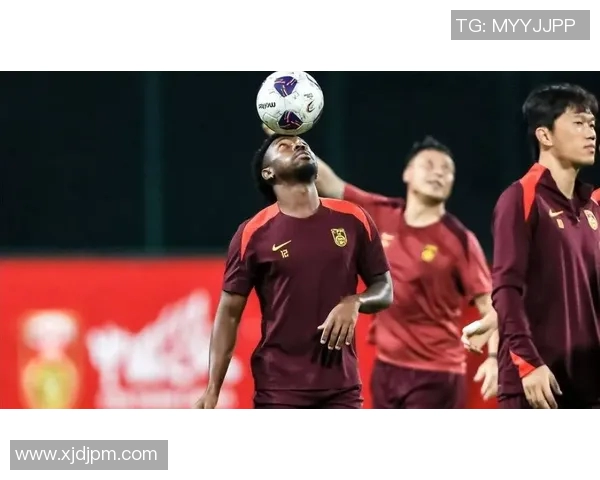 中国加油足球明星是谁他们在国际赛场上的表现如何引发关注 中国加油足球明星是谁他们在国际赛场上的表现如何引发关注