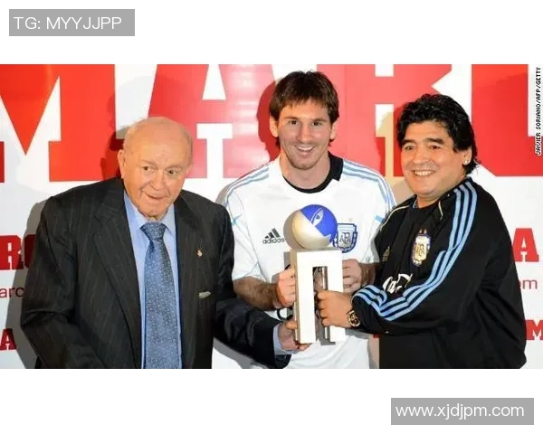 各国足球明星同框合影展现全球足球魅力与团结精神 各国足球明星同框合影展现全球足球魅力与团结精神