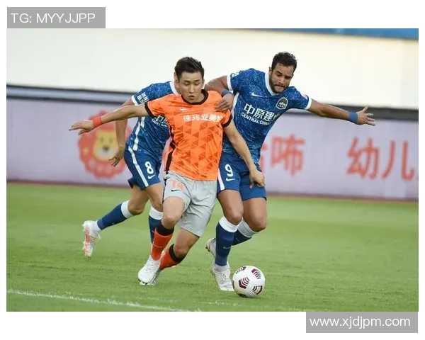 深圳足球队战术变革引发热议全新打法助力球队崛起与发展 深圳足球队战术变革引发热议全新打法助力球队崛起与发展