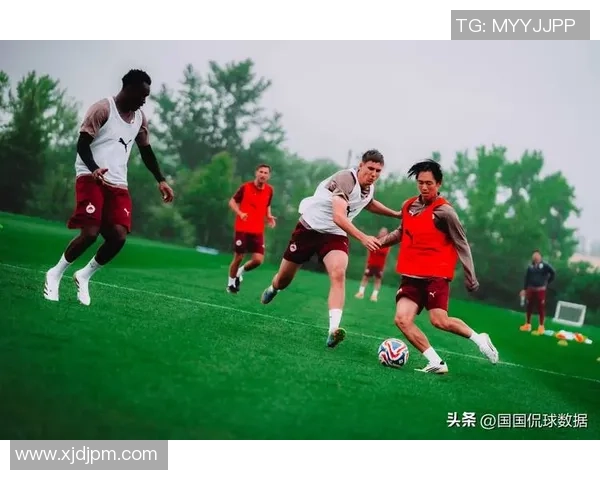 济南大地足球:激情与梦想交织的绿茵场上演绎青春的华丽篇章 济南大地足球:激情与梦想交织的绿茵场上演绎青春的华丽篇章